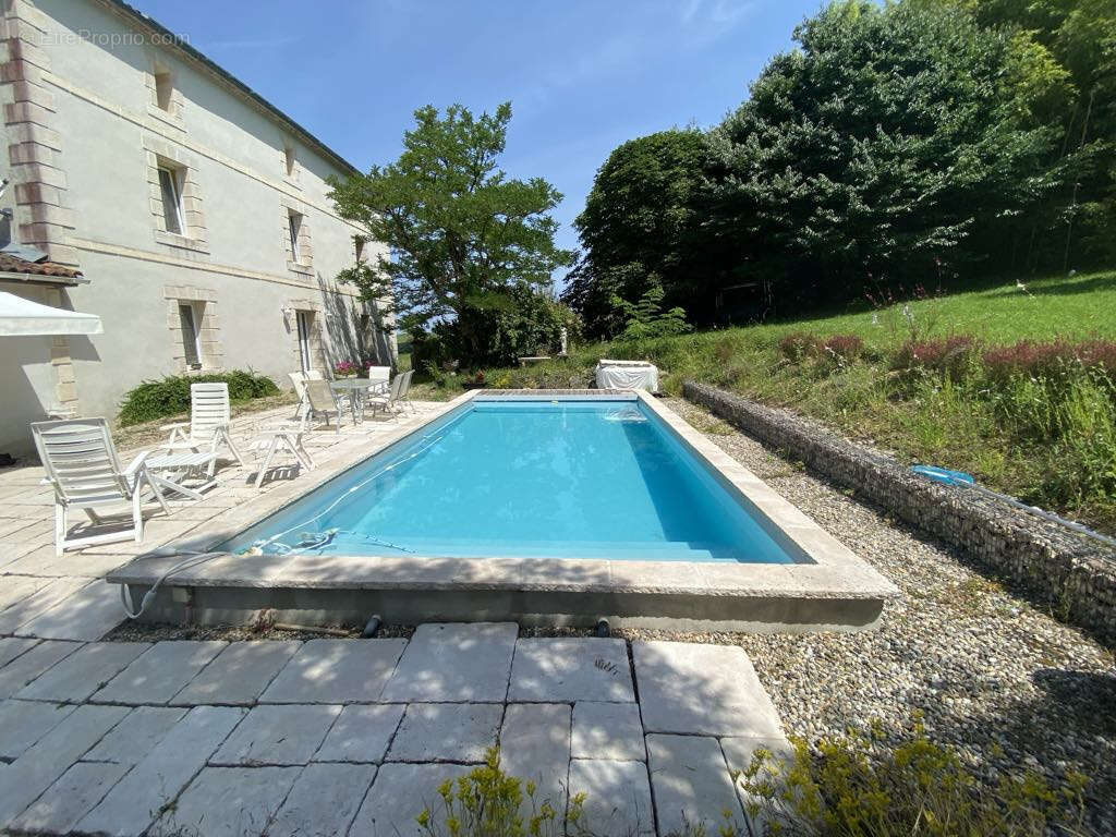 Maison à NERAC