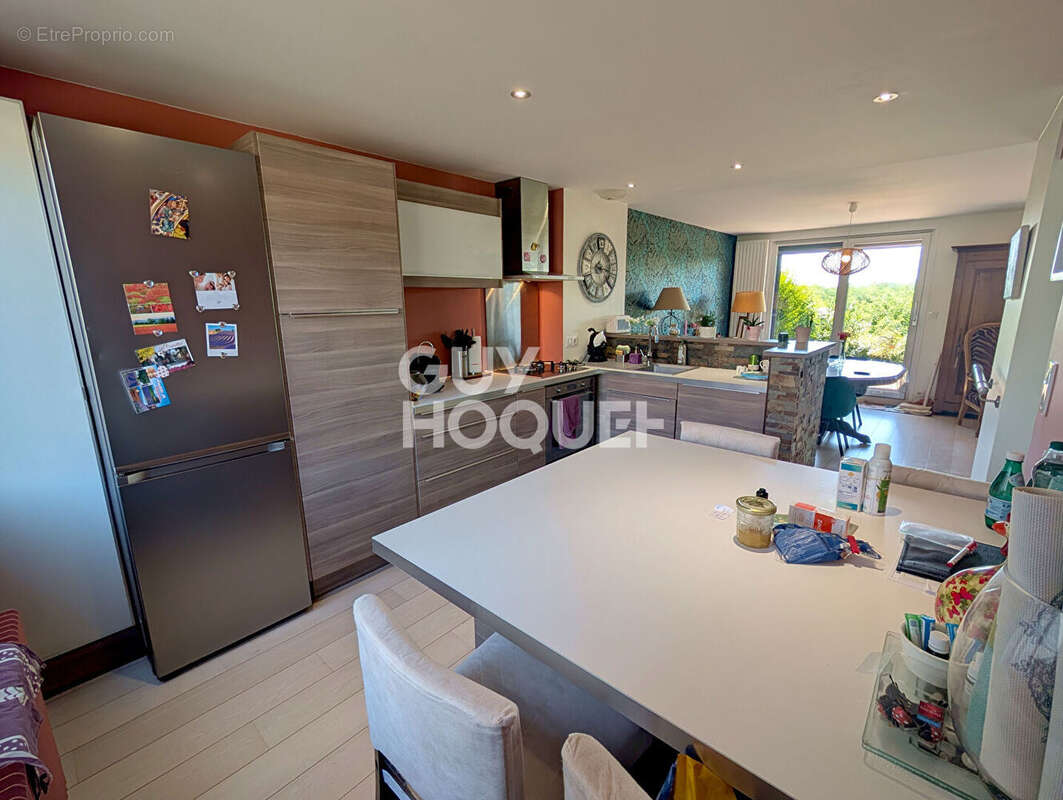 Maison à ECOLE-VALENTIN