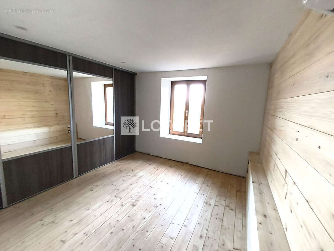 Ancienne ferme rénovée avec terrain  - 14 kms d' Epinal - photo 6