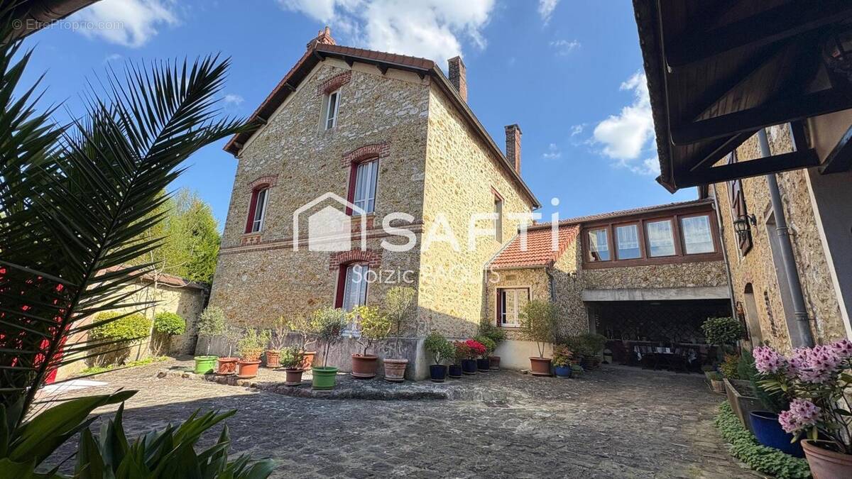Photo 1 - Maison à LA FERTE-SOUS-JOUARRE