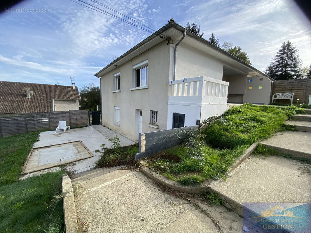 Maison avec 3 appartements - photo 33
