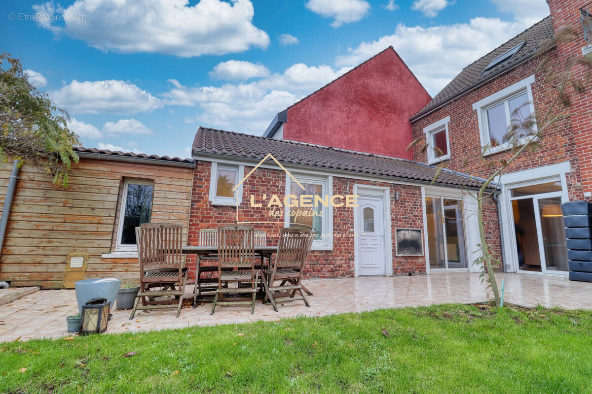 Maison à STEENBECQUE