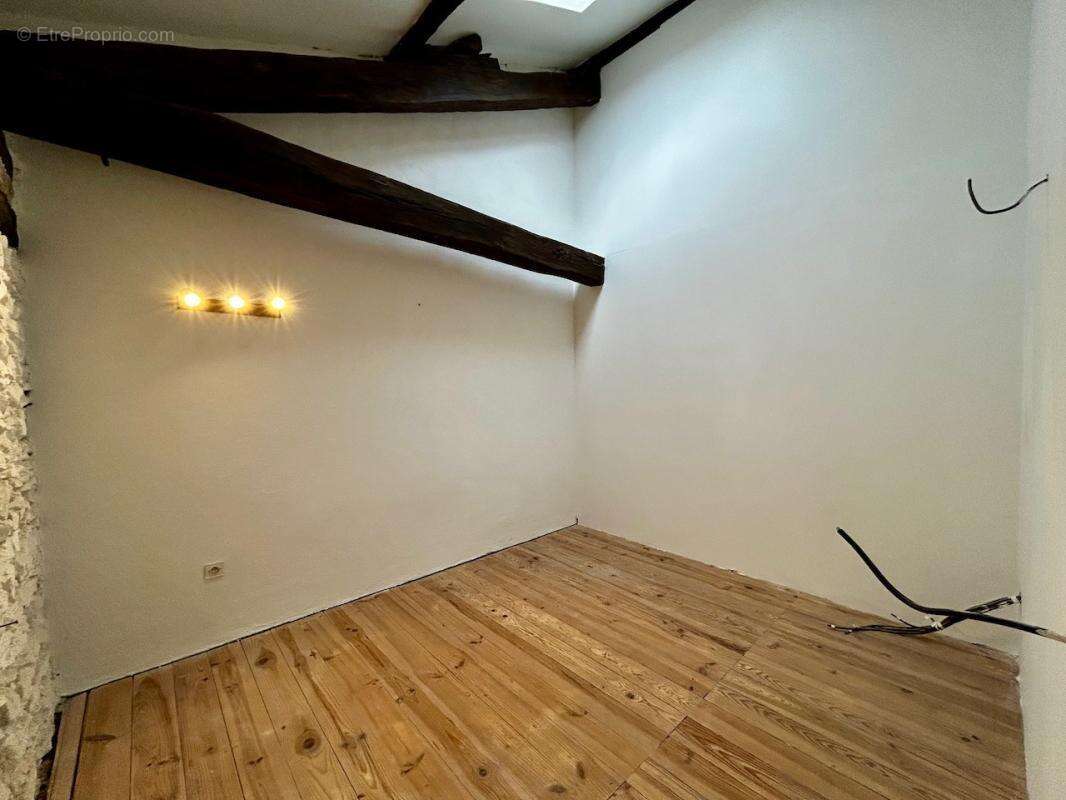 Corps de ferme rénové avec gite et autre gite-atelier indépe - photo 23