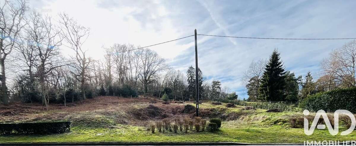 Terrain 2274 m² à Fere-En-Tardenois  - photo 2