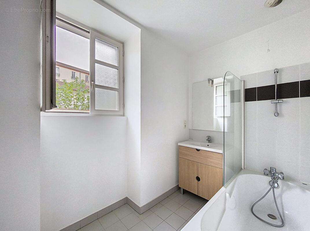 Appartement à VICHY