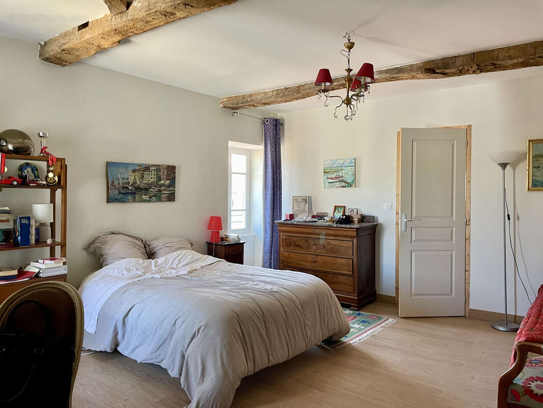 Maison à CHATEAUNEUF-SUR-CHARENTE