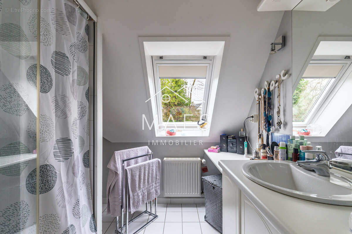 Maison à QUESNOY-SUR-DEULE