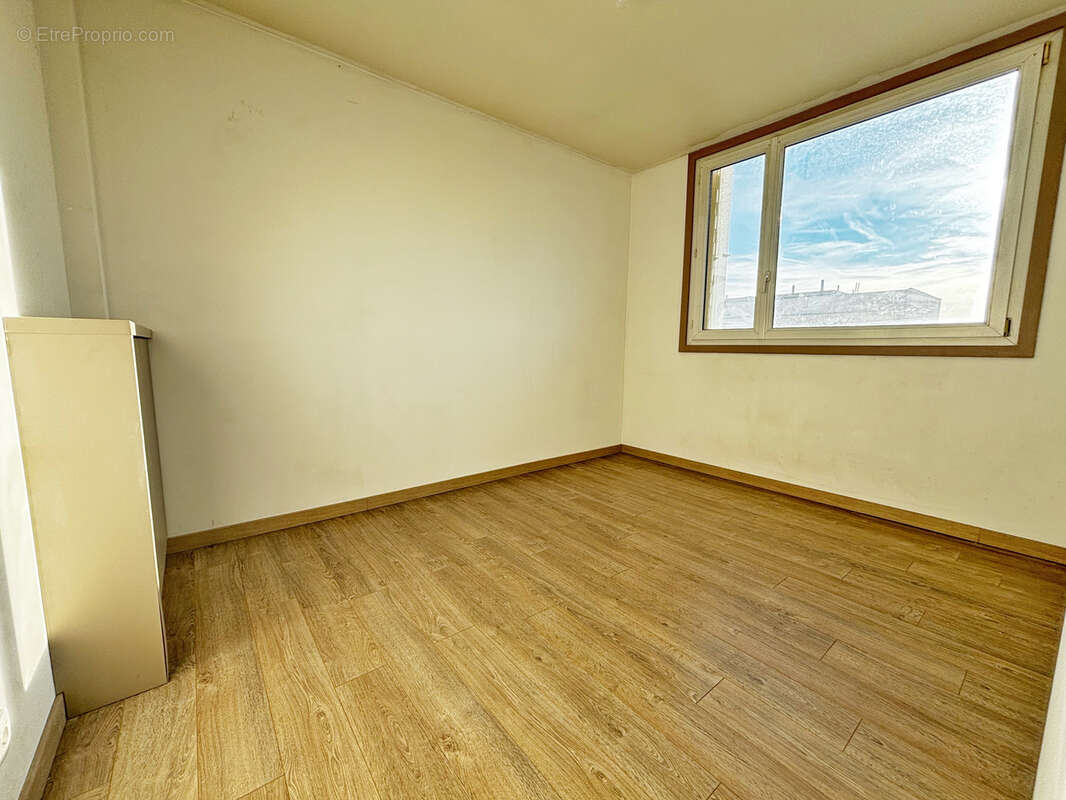 Appartement à LYON-8E