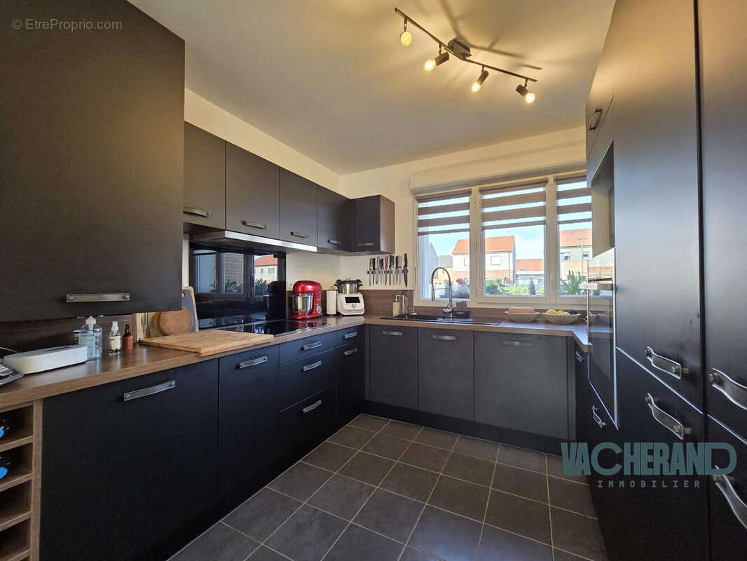 Maison 89 m² à Nieppe  - photo 2