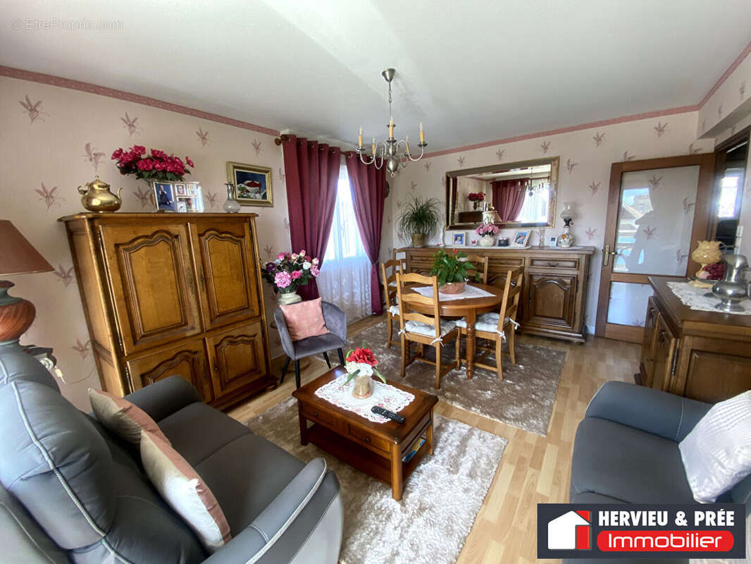 Appartement à OUISTREHAM