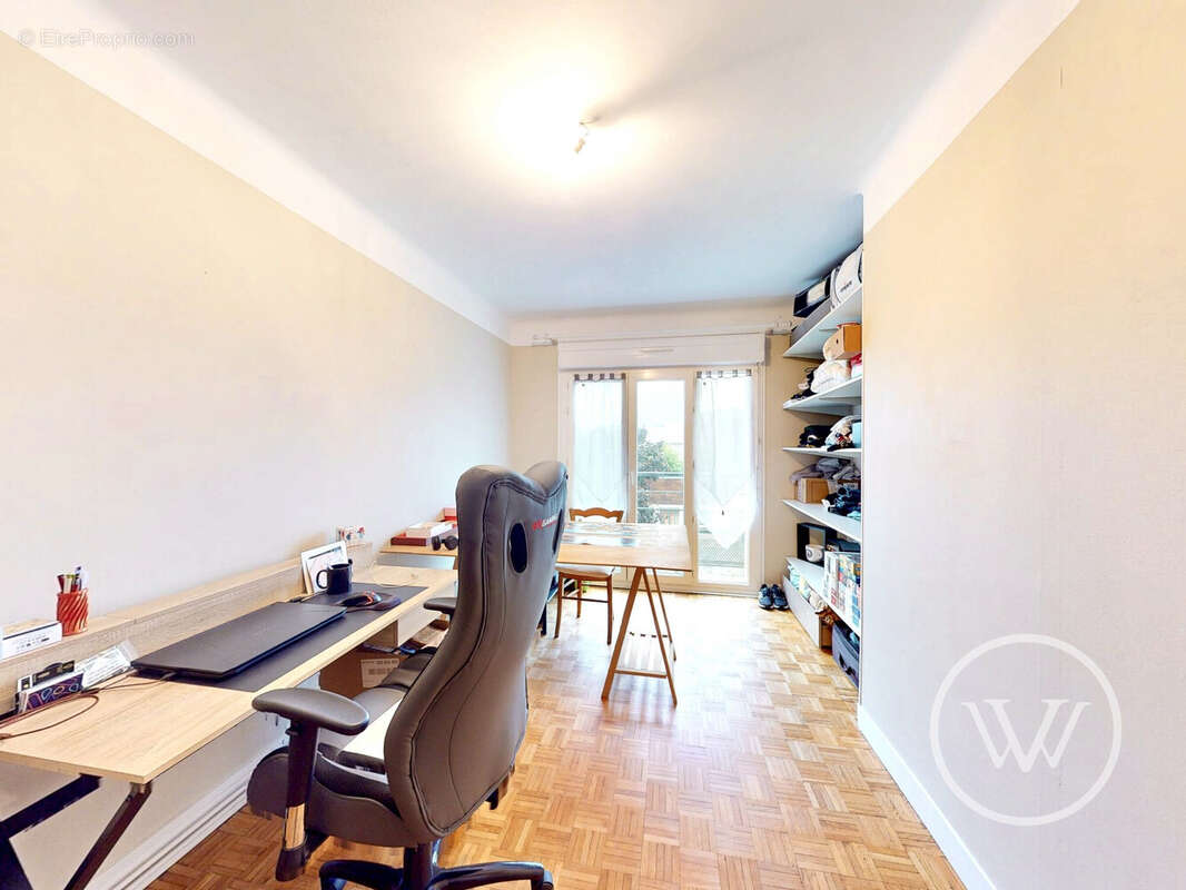 Appartement à GRAY