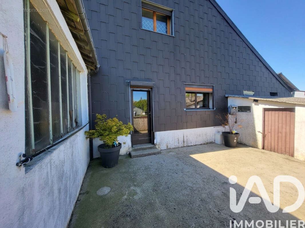 Maison 183 m² à Bourg-Fidele  - photo 6