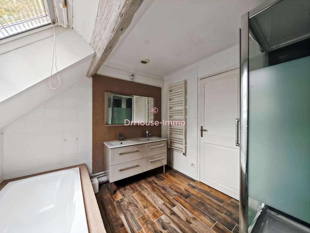 Maison 206 m² à Chaingy  - photo 7