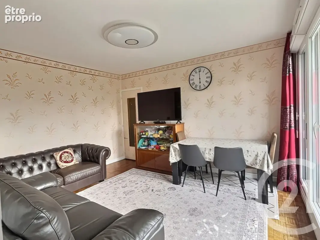 Appartement 4 pièces 68 m² à vendre à Aulnay-Sous-Bois (93600) - photo 2