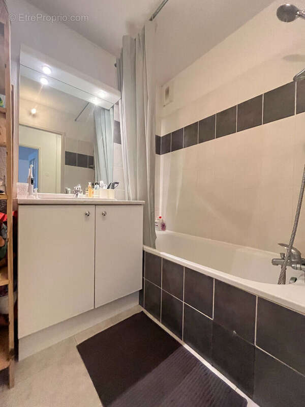 Appartement à SAINT-PAUL-SUR-SAVE