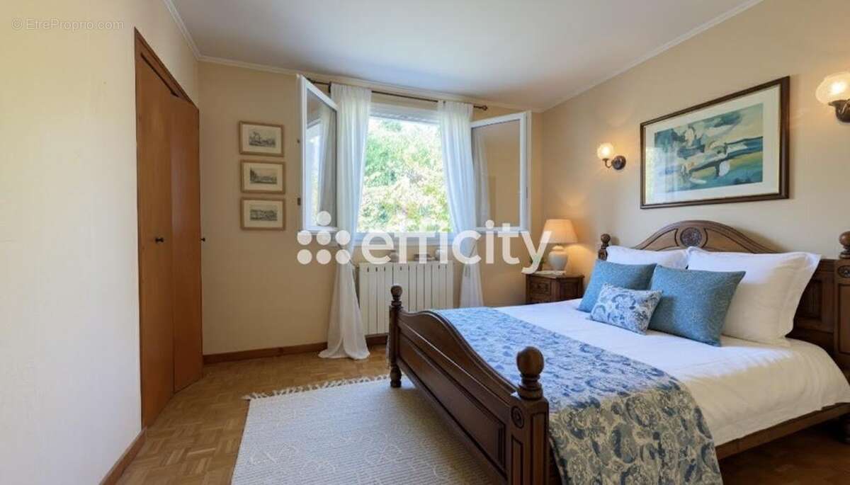 Maison à BEAUREPAIRE