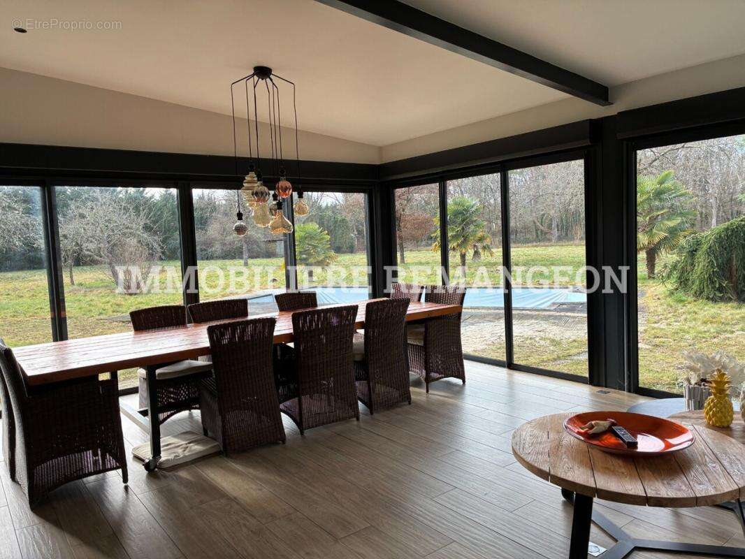 Maison à PIERREFITTE-SUR-SAULDRE