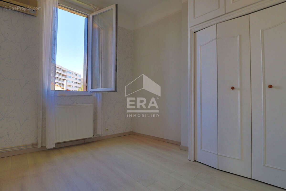 Appartement à MARSEILLE-10E