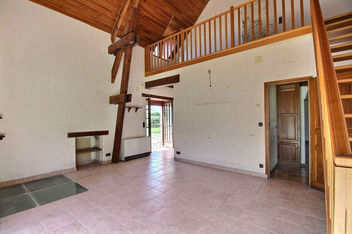 Maison à CHAMPLOST