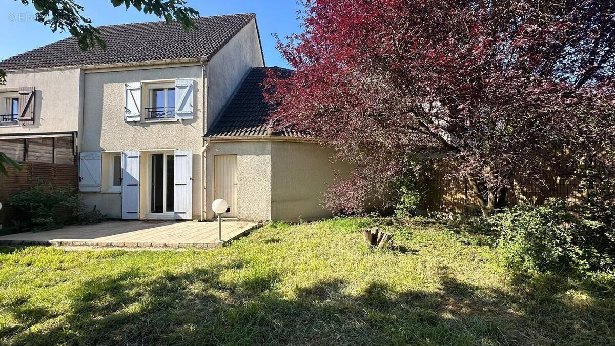 Maison à LIMAY