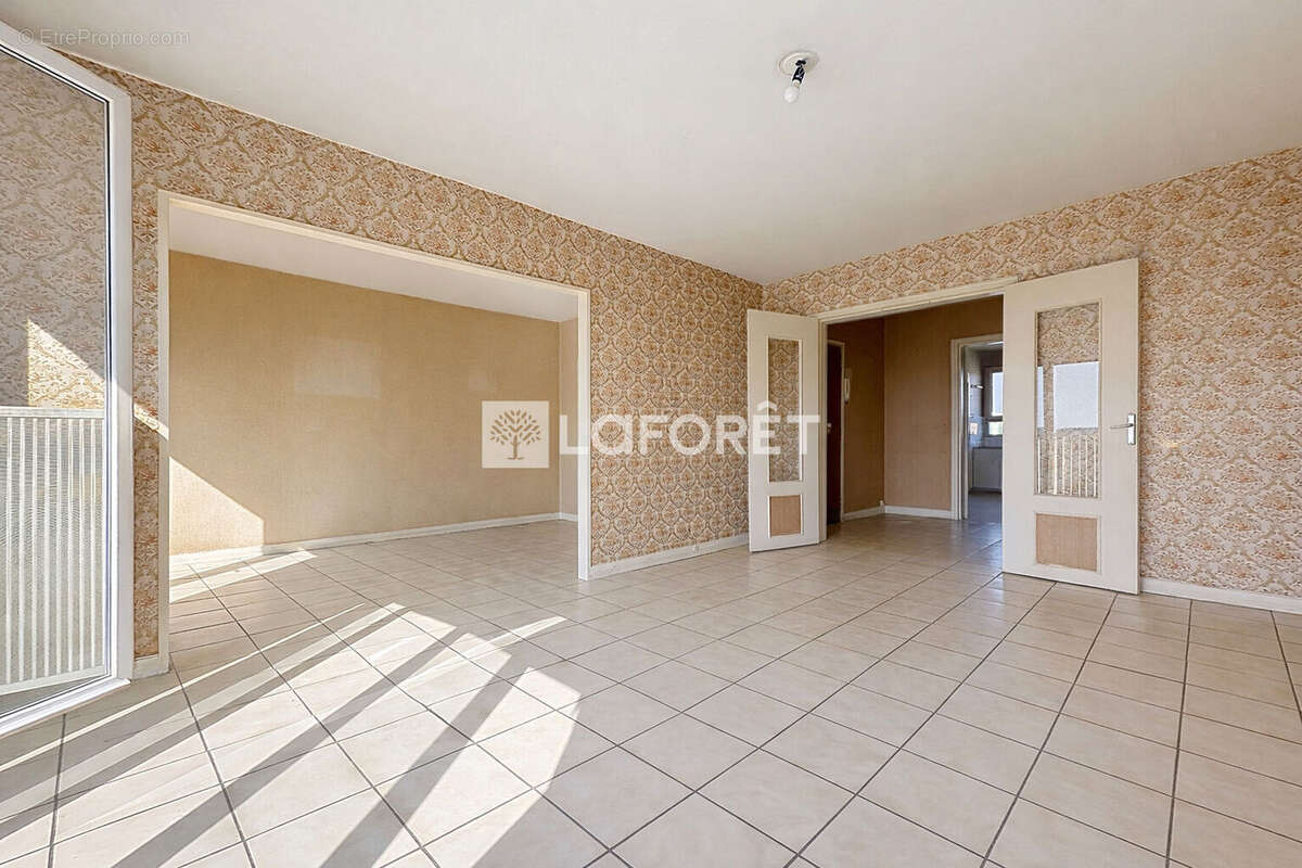 Appartement à CHAMPIGNY-SUR-MARNE