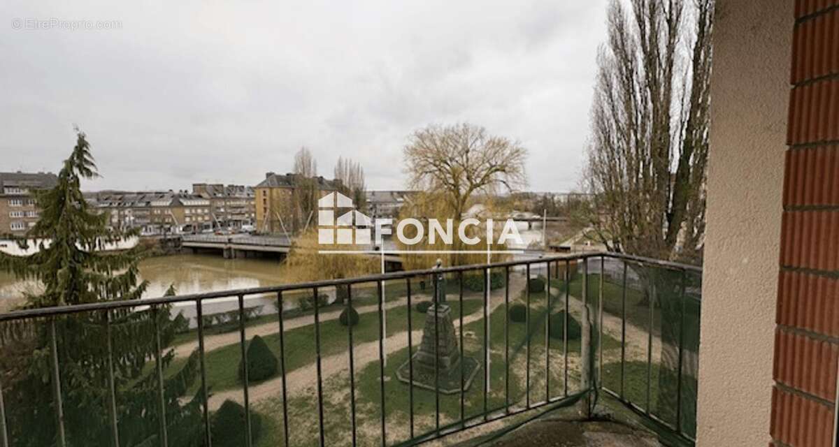 Appartement à CHARLEVILLE-MEZIERES