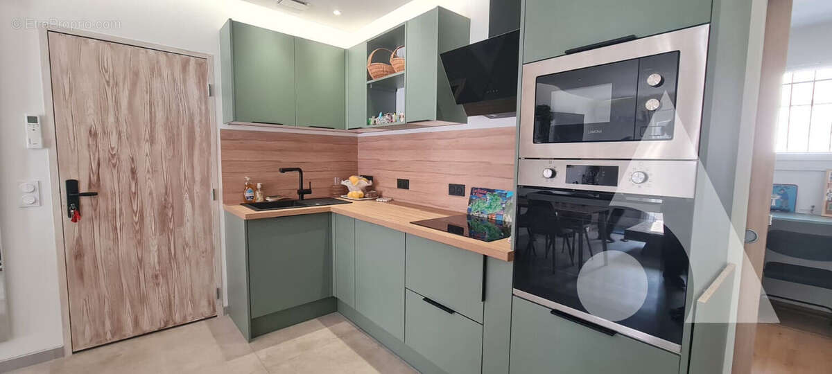 Appartement à SALERNES