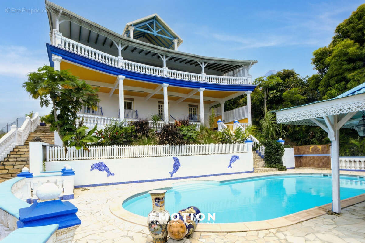 Maison à SAINTE-ROSE