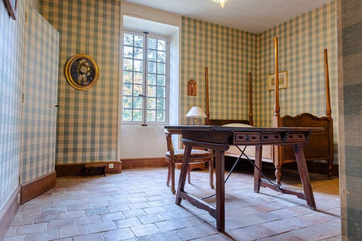 Maison à BOURG-LES-VALENCE