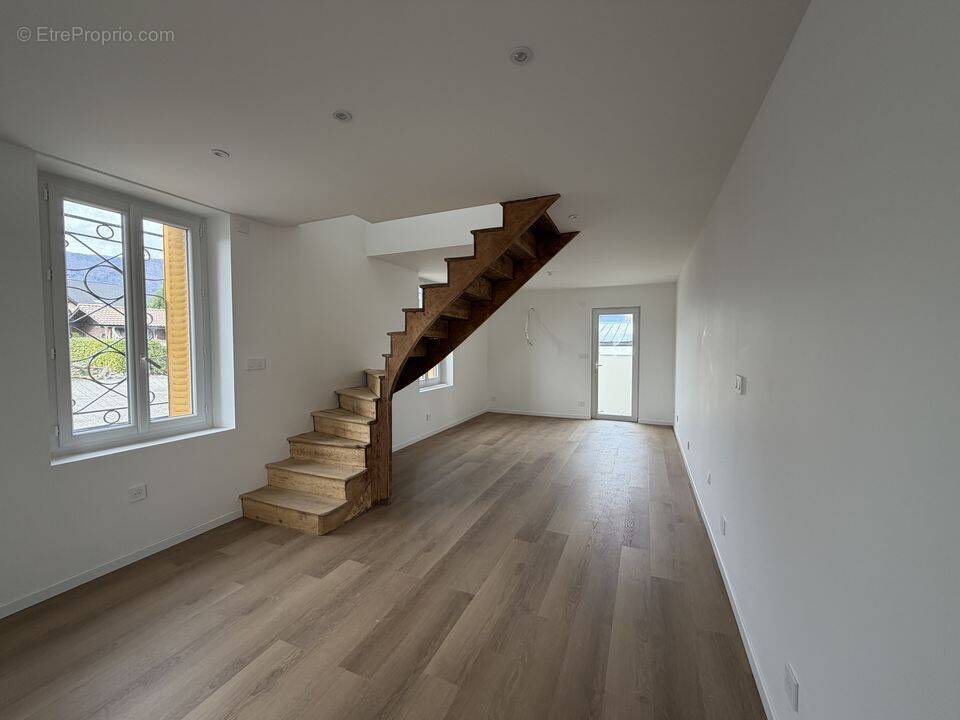 Appartement à LA MOTTE-SERVOLEX