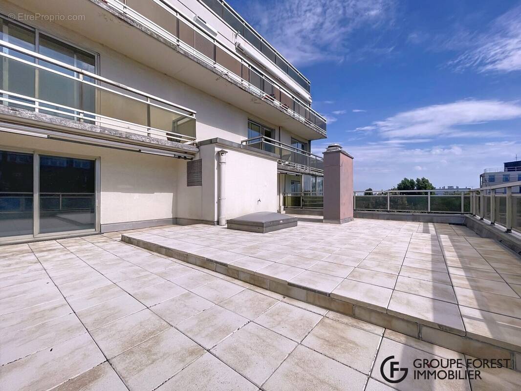 Appartement à LA MADELEINE