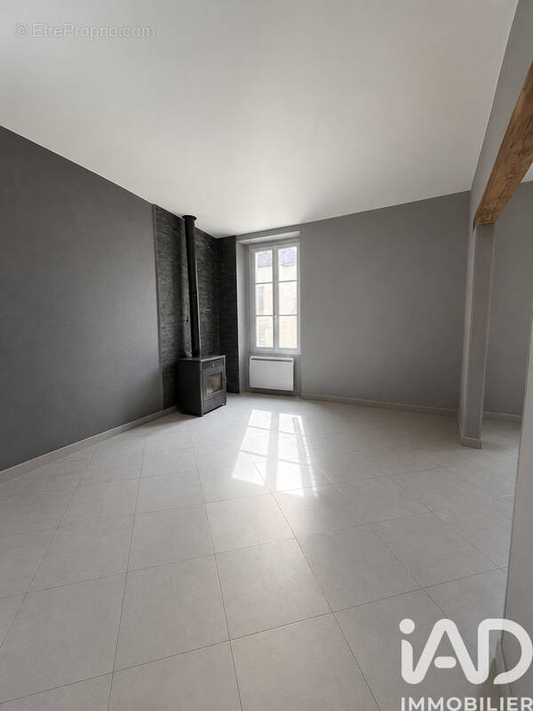 Photo 1 - Maison à VOULX