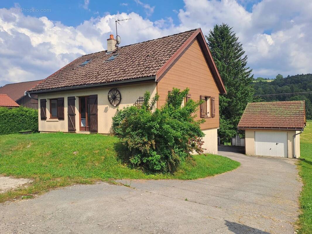 Maison à LONGCHAUMOIS