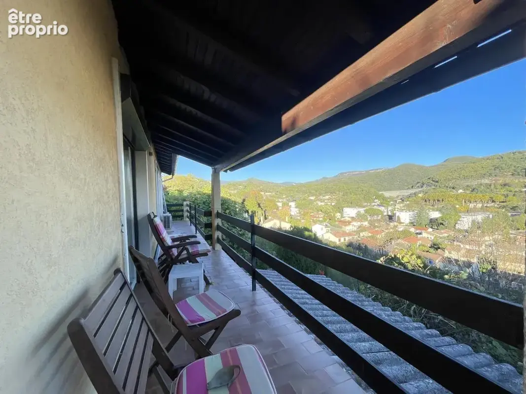 Maison 104 m² à Lodeve  - photo 6