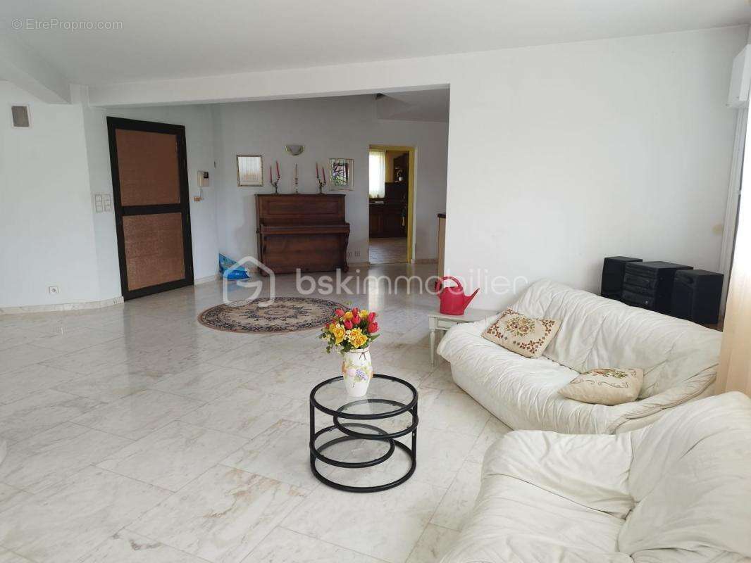 Maison à CLAIRVAUX-LES-LACS