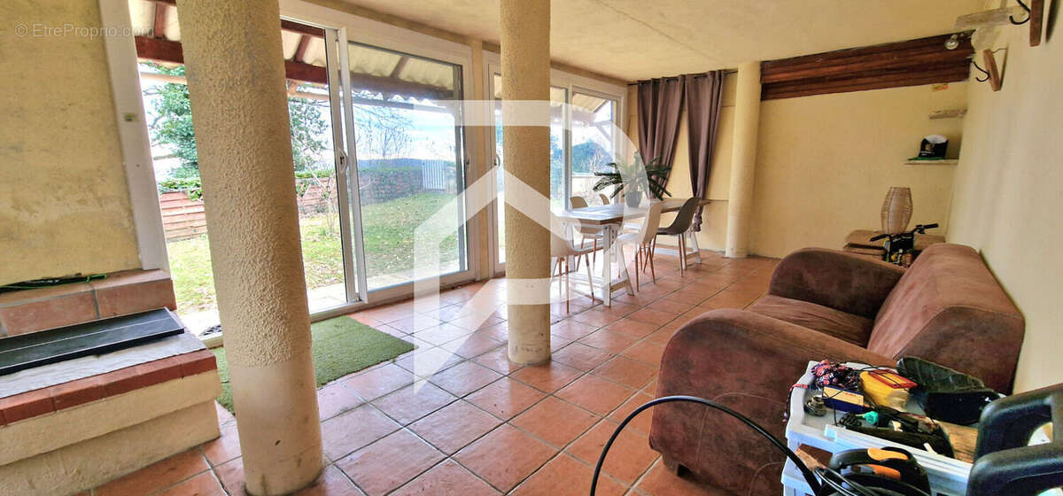 Maison à COULOUNIEIX-CHAMIERS