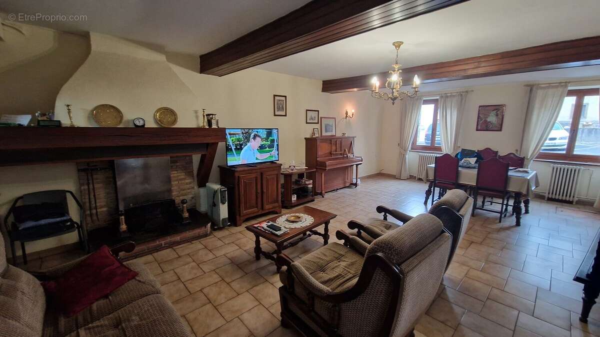 Maison à BELVIANES-ET-CAVIRAC