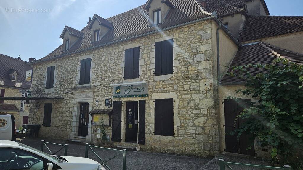 Commerce à LABASTIDE-MURAT