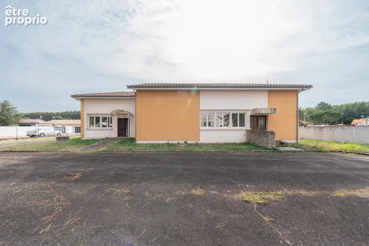 Immeuble - 181 m² - Casteljaloux (47) - photo 10