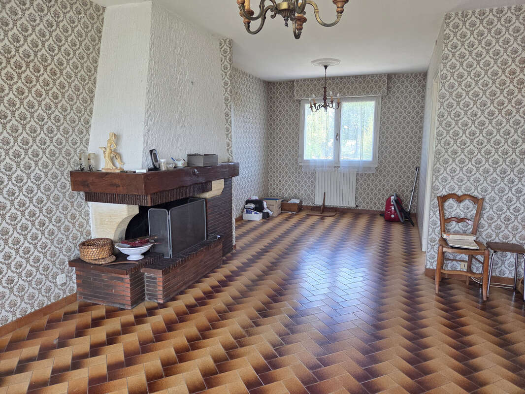 Maison à SAINTE-FLAIVE-DES-LOUPS