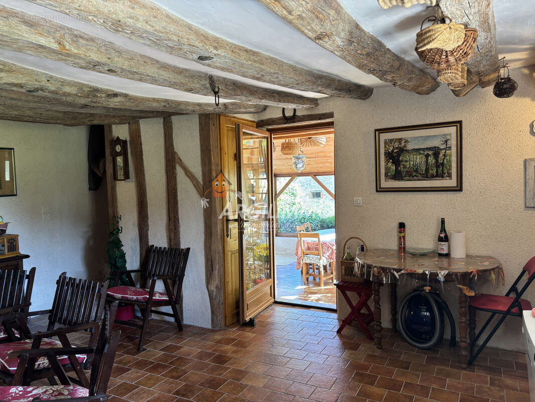 Maison à LE BREIL-SUR-MERIZE