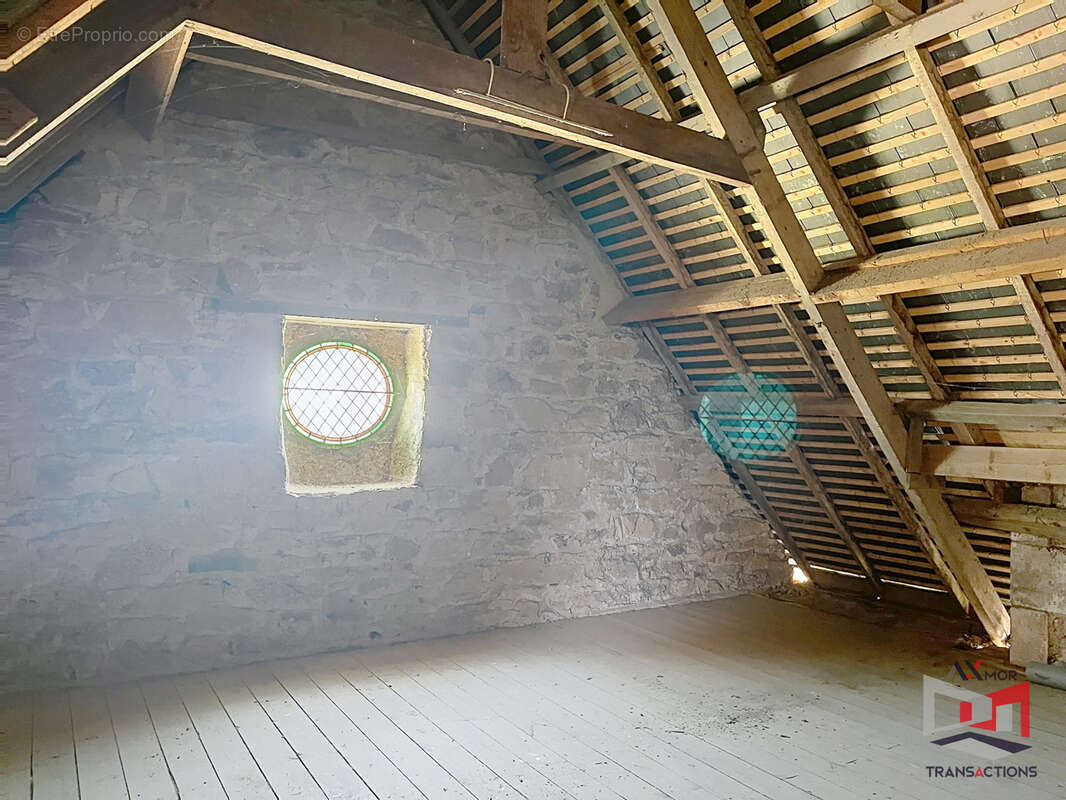PENVÉNAN : maison de famille au cœur du bourg - photo 11