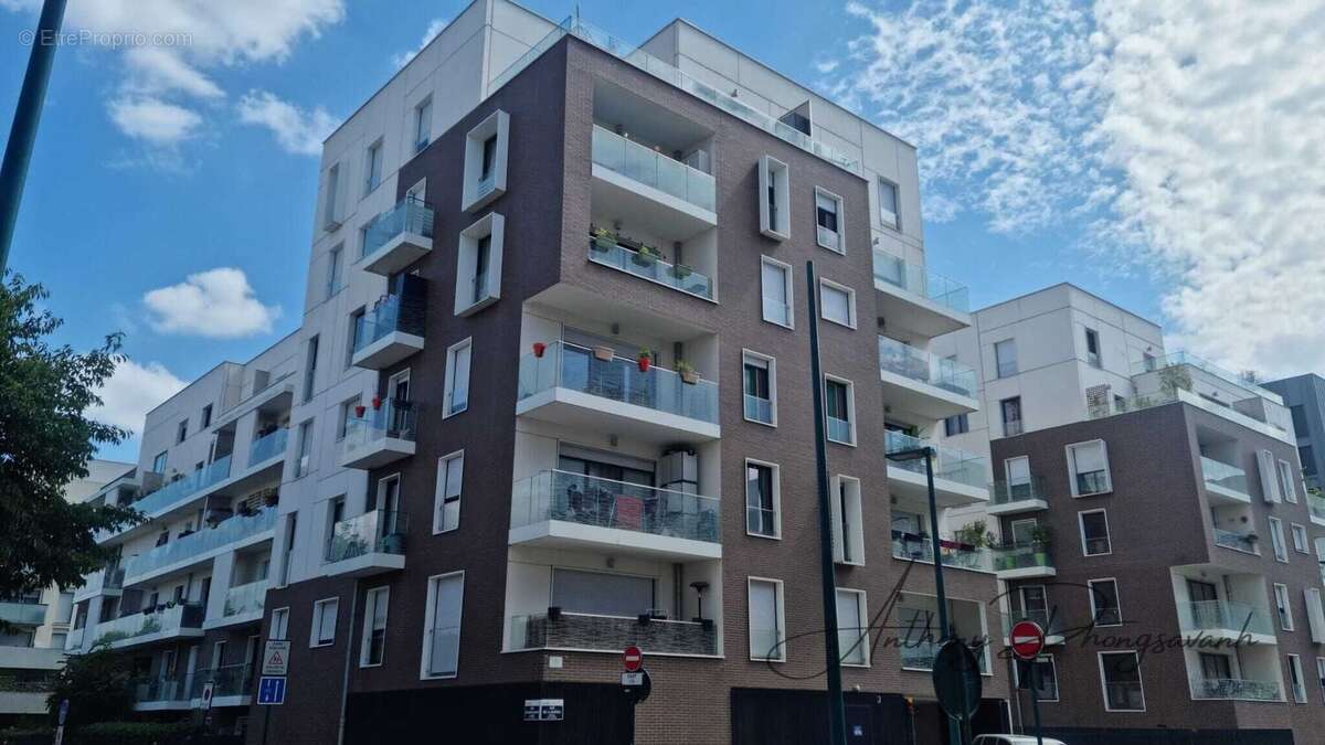 Appartement à GENNEVILLIERS