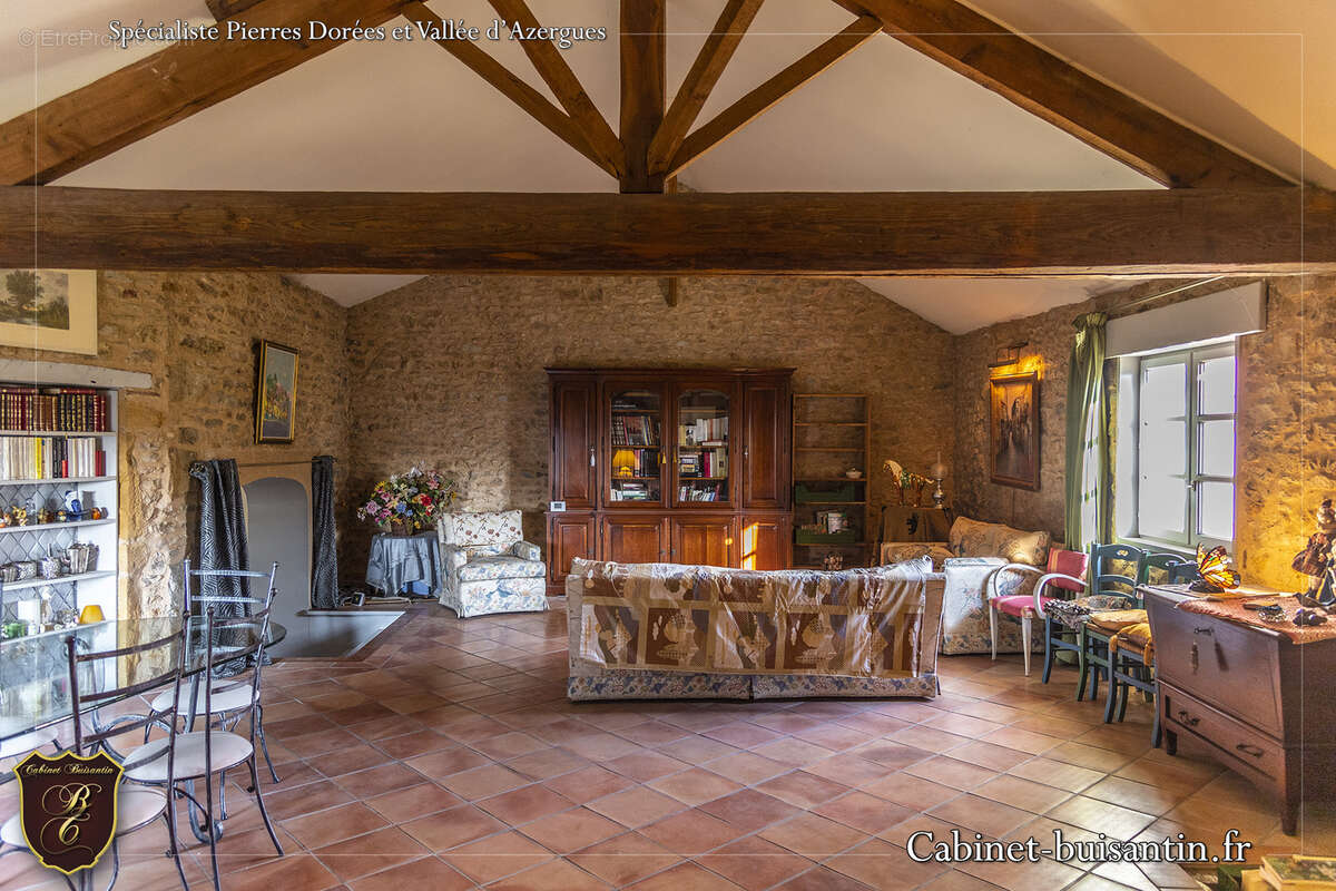 Maison à LE BOIS-D'OINGT