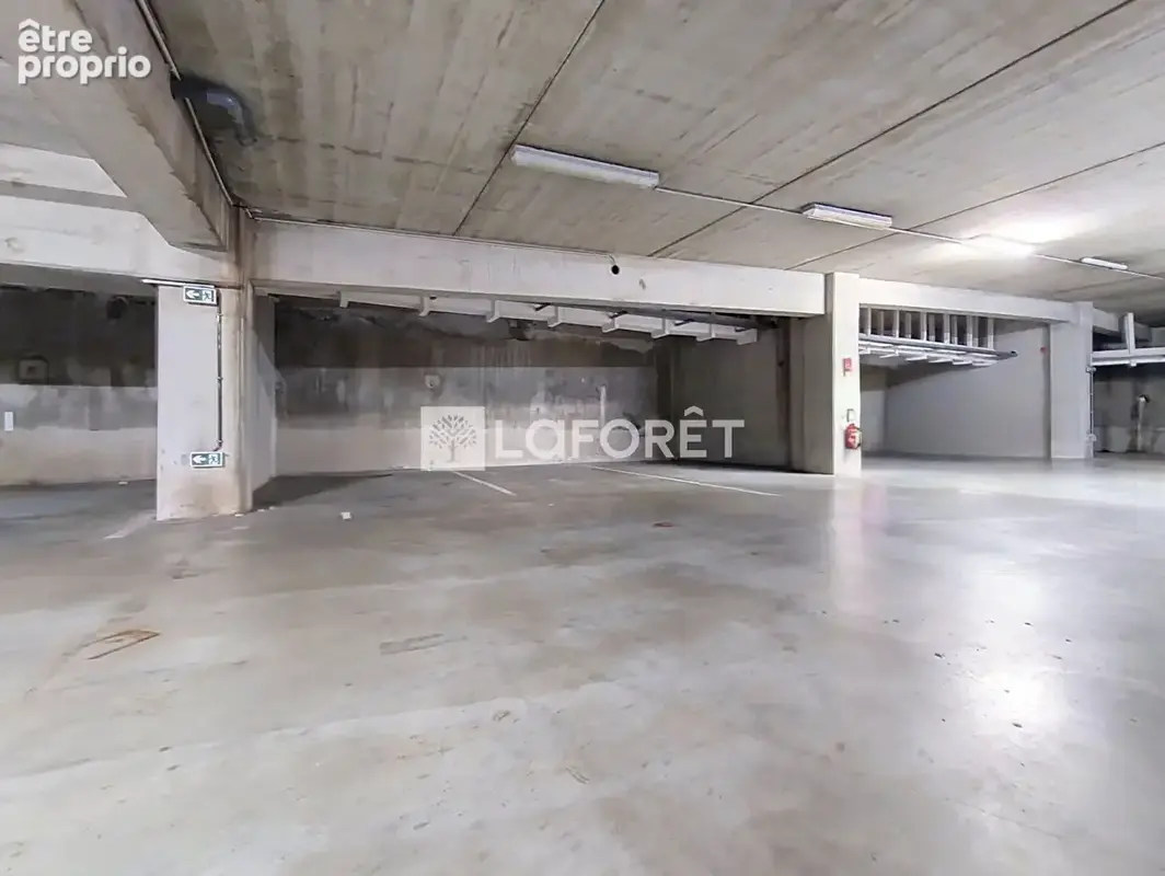 Place de stationnement privative en sous-sol - Arcades Rougé, Cholet - photo 2