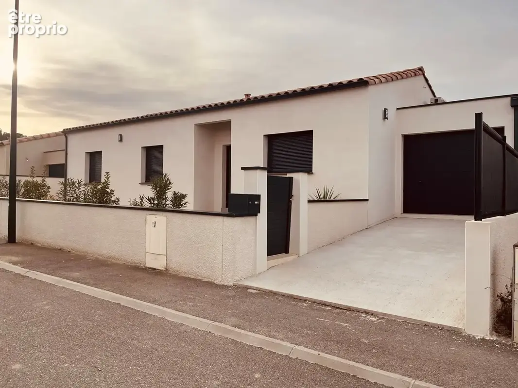 Limoux - Villa neuve de plain-pied avec piscine et garage - photo 1