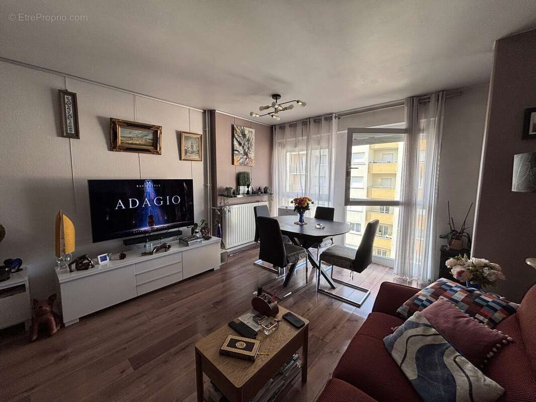 Appartement 60 m² à Colmar  - photo 2