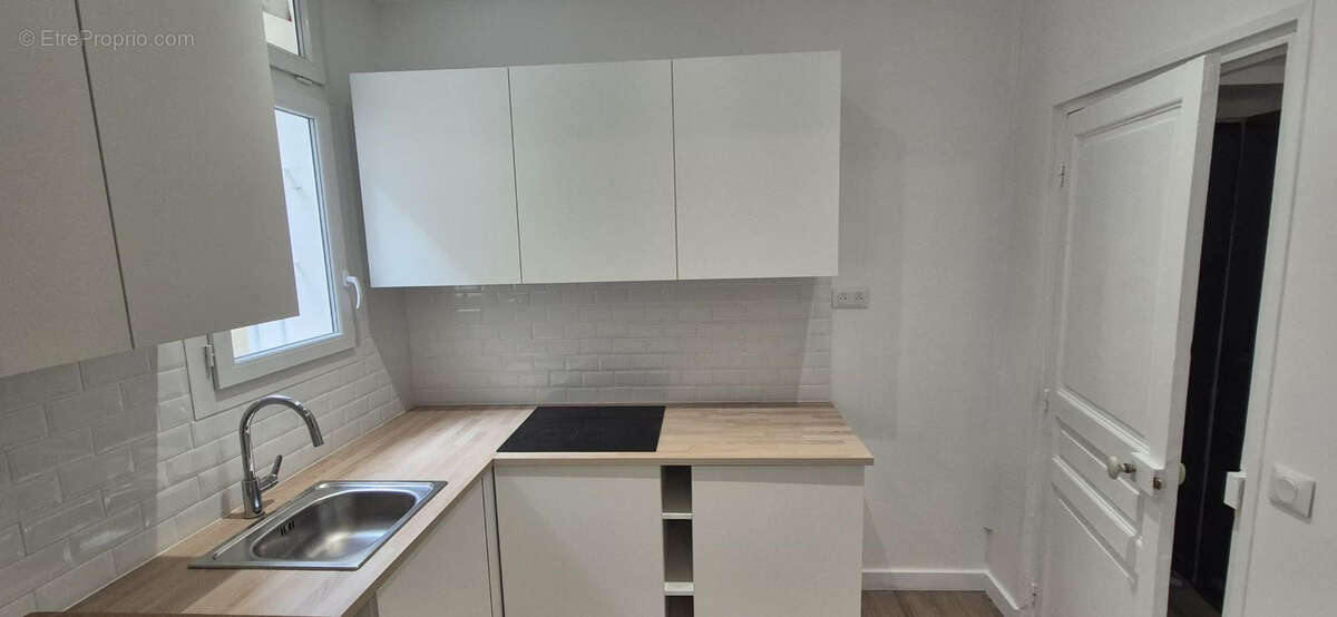 Appartement à PARIS-14E