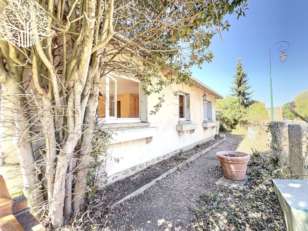 Maison d'habitation a renover - photo 3