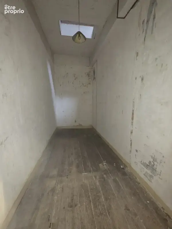 Immeuble de caractère avec potentiel d'aménagement au cœur du village - photo 9